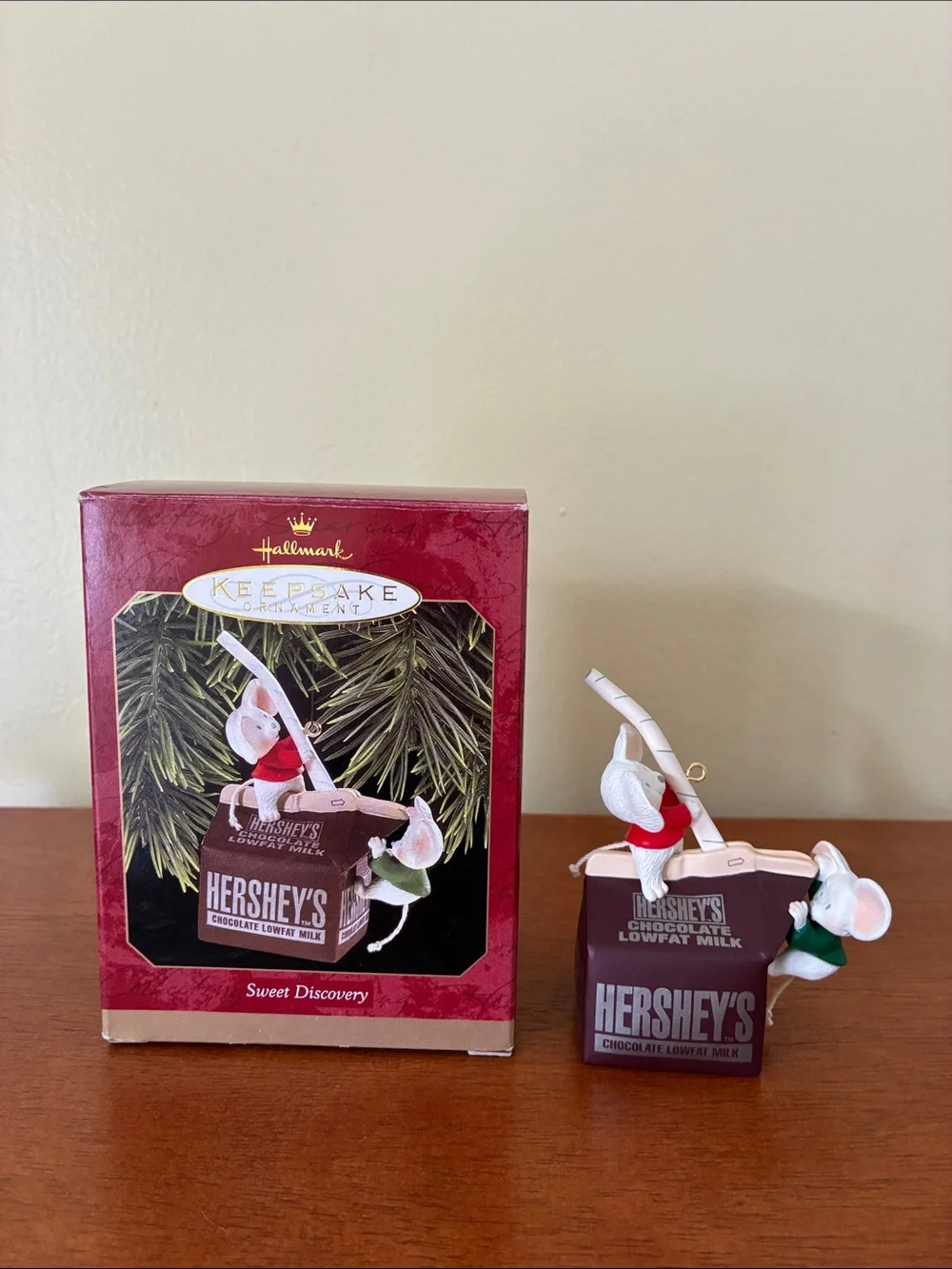 1997 Hallmark Keepsake “Sweet Discovery” Christmas Tree Ornament
